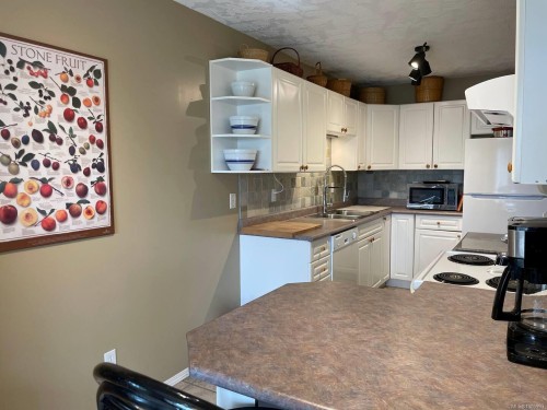 71A Orca Way, Alert Bay, BC - Indoor Photo Showing Kitchen With Double Sink