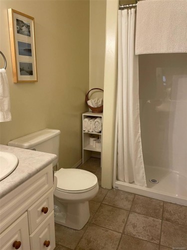 71A Orca Way, Alert Bay, BC - Indoor Photo Showing Bathroom