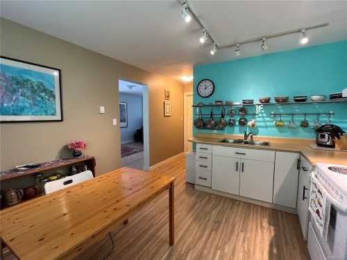71A Orca Way, Alert Bay, BC - Indoor Photo Showing Kitchen With Double Sink