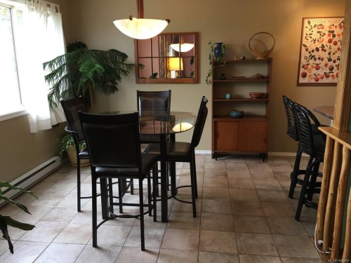 71A Orca Way, Alert Bay, BC - Indoor Photo Showing Dining Room