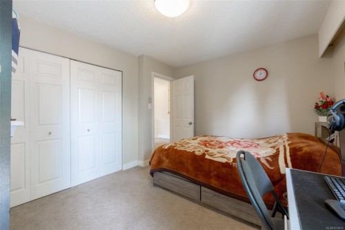644 Nova St, Nanaimo, BC - Indoor Photo Showing Bedroom