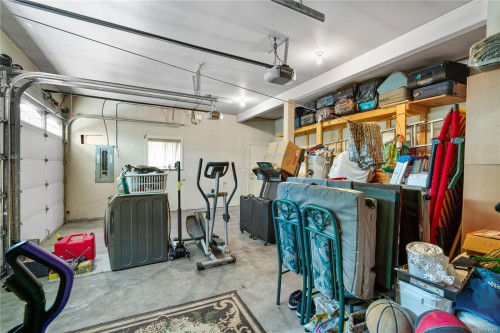 4202 Quadra St, Saanich, BC 