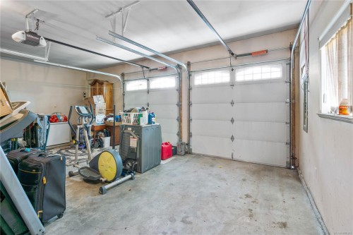 4202 Quadra St, Saanich, BC 