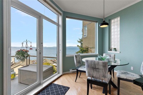 7-4771 Cordova Bay Rd, Saanich, BC 