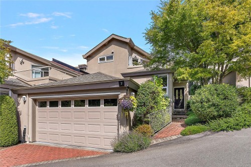 7-4771 Cordova Bay Rd, Saanich, BC 