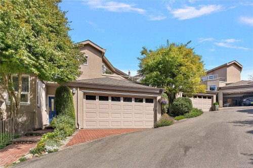 7-4771 Cordova Bay Rd, Saanich, BC 