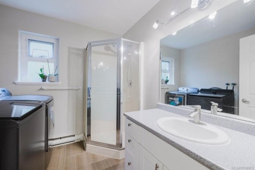 2310 Francis View Dr, View Royal, BC 