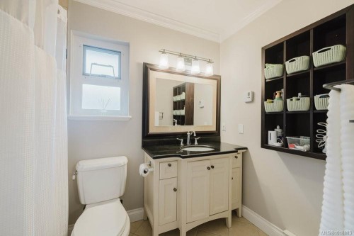 2310 Francis View Dr, View Royal, BC 