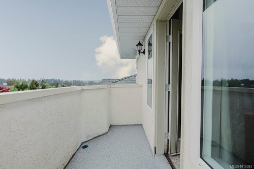 2310 Francis View Dr, View Royal, BC 