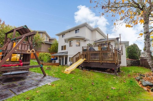 2310 Francis View Dr, View Royal, BC 