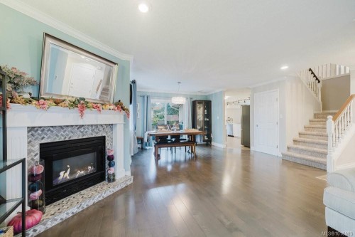 2310 Francis View Dr, View Royal, BC 