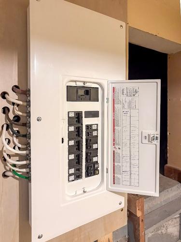 123 9Th Avenue, Cranbrook, BC - Indoor Photo Showing Other Room