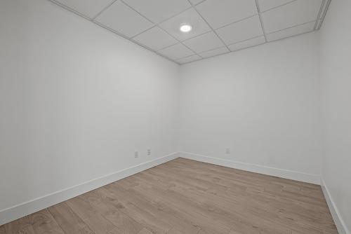 1107-1232 Ellis Street, Kelowna, BC - Indoor Photo Showing Other Room