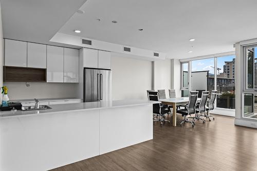 1107-1232 Ellis Street, Kelowna, BC - Indoor