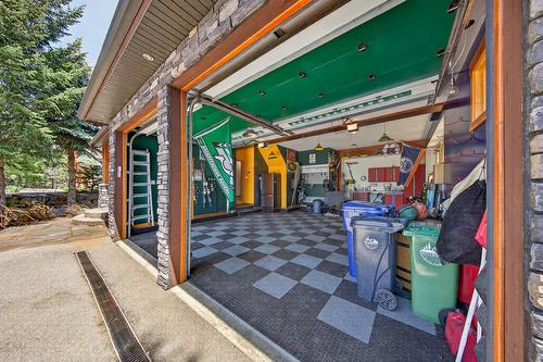 2557 Ledgerock Ridge, Invermere, BC - Outdoor
