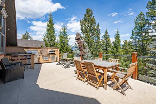 2557 Ledgerock Ridge, Invermere, BC - Outdoor With Deck Patio Veranda