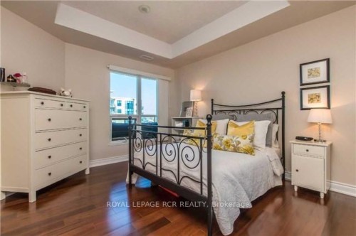 1403-37 Ellen Street, Barrie, ON - Indoor Photo Showing Bedroom