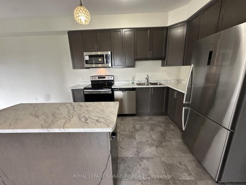 40 Kingsborough Dr Drive, Hamilton, ON - Indoor Photo Showing Kitchen With Double Sink