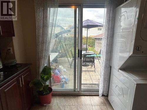 3341 Morning Star Drive, Mississauga, ON - Indoor Photo Showing Laundry Room