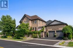 256 LANDSBOROUGH AVENUE  Milton, ON L9T 0T4