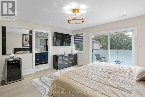 182 Parkview Hill Crescent, Toronto, ON - Indoor Photo Showing Bedroom