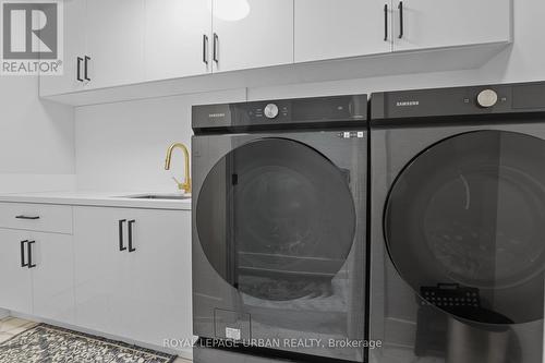 182 Parkview Hill Crescent, Toronto, ON - Indoor Photo Showing Laundry Room