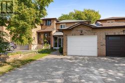 1118 AVONDALE DRIVE  Oakville, ON L6H 5L4
