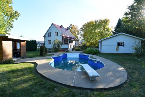 Cour - 357 Rg St-Joseph, Saint-Ignace-De-Loyola, QC - Outdoor With In Ground Pool