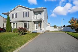 28 Rue de Gallichan  Gatineau (Gatineau), QC J8R 2P3