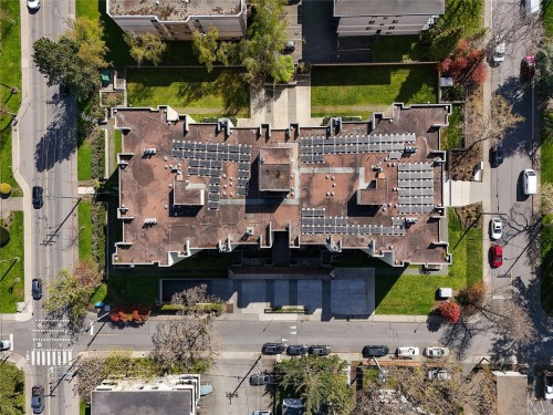 611-1745 Leighton Rd, Victoria, BC - Outdoor With View