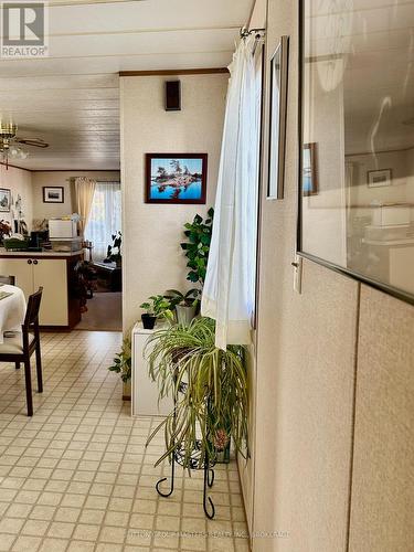 9 Maple Drive, Greater Napanee (Greater Napanee), ON - Indoor Photo Showing Other Room