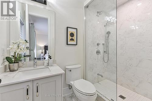 17 Red Giant Street, Richmond Hill, ON - Indoor Photo Showing Bathroom