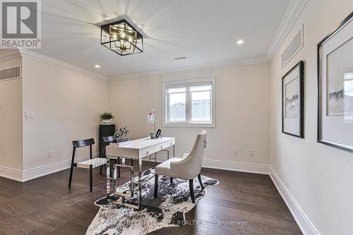 17 Red Giant Street, Richmond Hill, ON - Indoor Photo Showing Dining Room