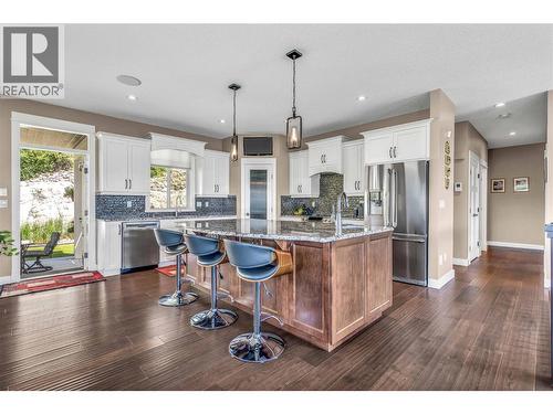 8780 Braeburn Drive, Coldstream, BC - Indoor Photo Showing Kitchen With Upgraded Kitchen