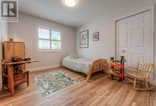 177 Old Maple Boulevard, Guelph/Eramosa, ON - Indoor Photo Showing Bedroom