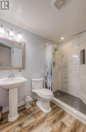177 Old Maple Boulevard, Guelph/Eramosa, ON - Indoor Photo Showing Bathroom
