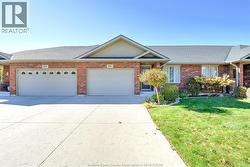 2067 KATELLA  Windsor, ON N8P 0A4