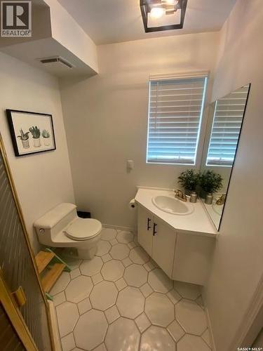 32 Windfield Place, Yorkton, SK - Indoor Photo Showing Bathroom