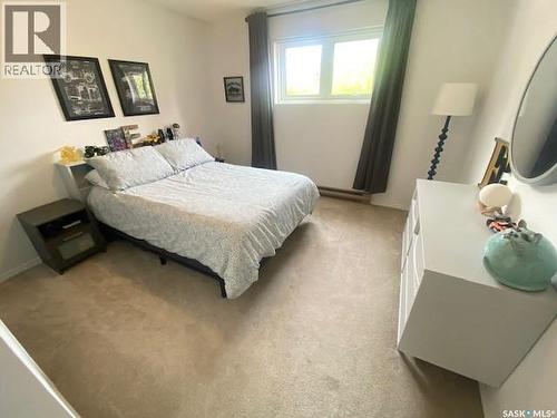 32 Windfield Place, Yorkton, SK - Indoor Photo Showing Bedroom