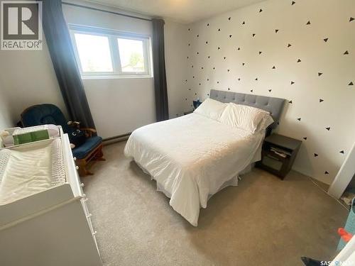 32 Windfield Place, Yorkton, SK - Indoor Photo Showing Bedroom