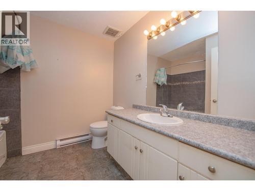 4800 Heritage Drive Unit# 15, Vernon, BC - Indoor Photo Showing Bathroom