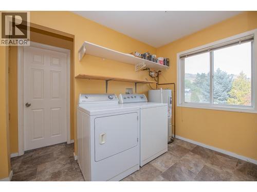4800 Heritage Drive Unit# 15, Vernon, BC - Indoor Photo Showing Laundry Room