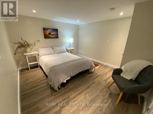 2491 Gerrard Street E, Toronto, ON - Indoor Photo Showing Bedroom