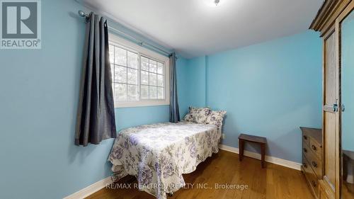 2521 Mt Albert Road, East Gwillimbury, ON - Indoor Photo Showing Bedroom