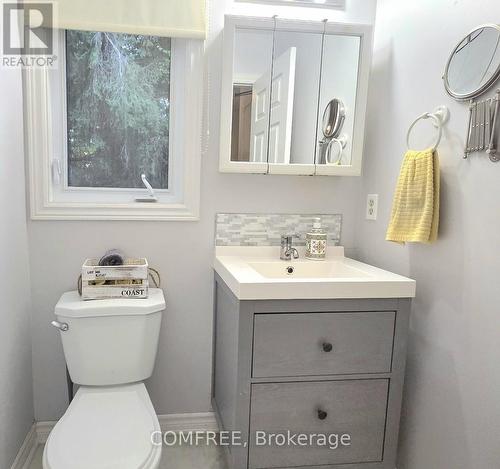 48 Tartan Drive, Ottawa, ON - Indoor Photo Showing Bathroom