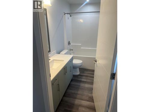 1221 N Blackburn Road, Prince George, BC - Indoor Photo Showing Bathroom