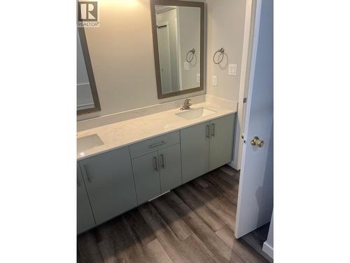 1221 N Blackburn Road, Prince George, BC - Indoor Photo Showing Bathroom