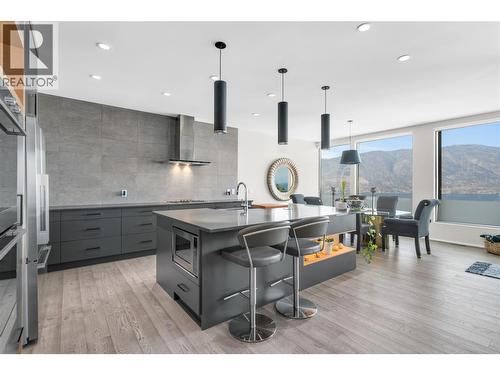 3416 Water Birch Circle, Kelowna, BC - Indoor Photo Showing Kitchen With Upgraded Kitchen