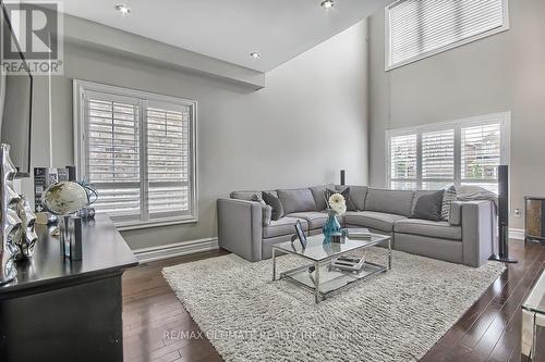 Upper - 3 Cornerstone Road, Markham, ON - Indoor Photo Showing Living Room