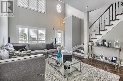 Upper - 3 Cornerstone Road, Markham, ON - Indoor Photo Showing Living Room
